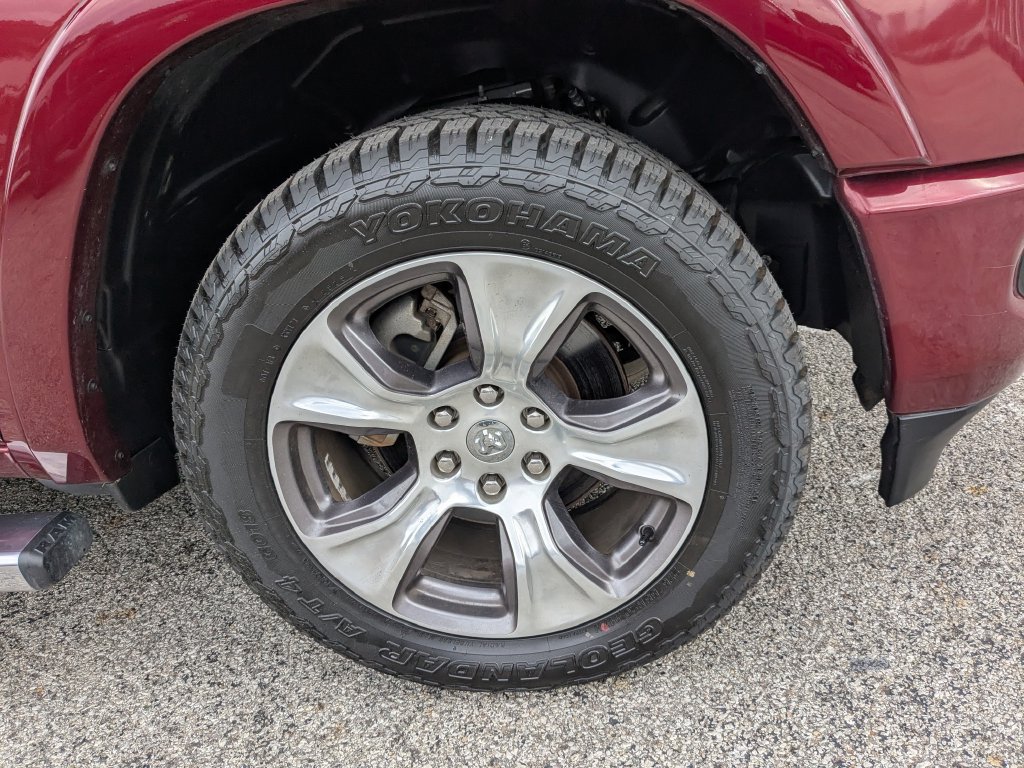 Used 2020 RAM 1500 Laramie w/ Sport Appearance Package AWD/4WD image 17