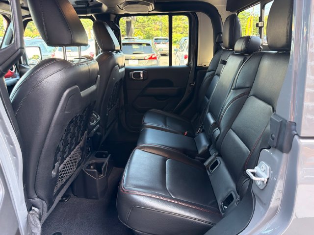 Used 2022 Jeep Gladiator Rubicon w/ LED Lighting Group AWD/4WD image 14