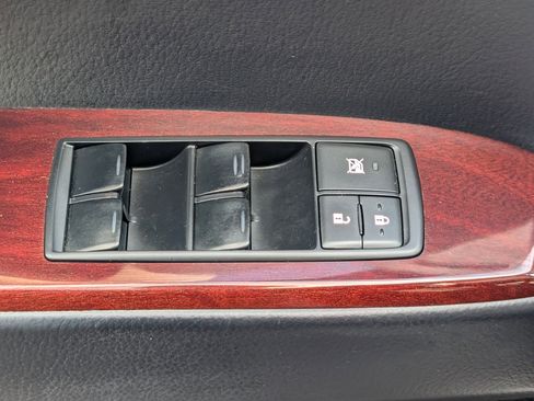 Used 2016 Lexus GX 460 w/ Premium Package image 21