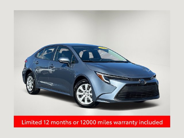 Used 2023 Toyota Corolla LE FWD image 1