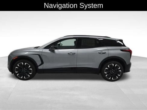 New 2025 Chevrolet Blazer EV RS image 2