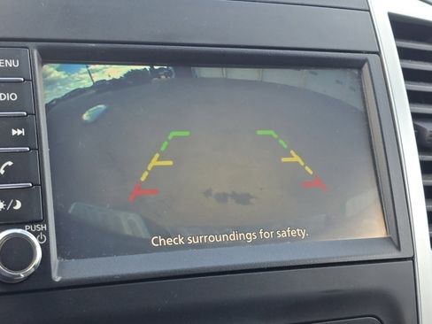 Used 2019 Nissan Frontier SV image 6