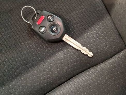 Used 2017 Subaru Legacy 2.5i Premium image 30