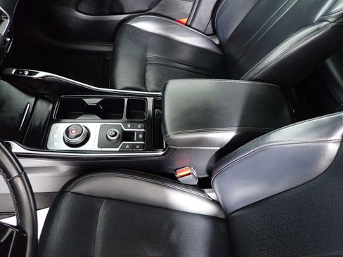 Used 2021 Kia Sorento S FWD image 31