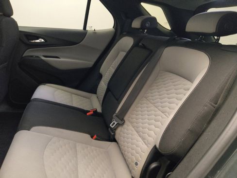 Used 2020 Chevrolet Equinox LS w/ LS Convenience Package FWD image 18