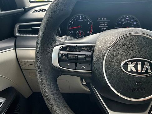 Used 2021 Kia K5 LXS image 12