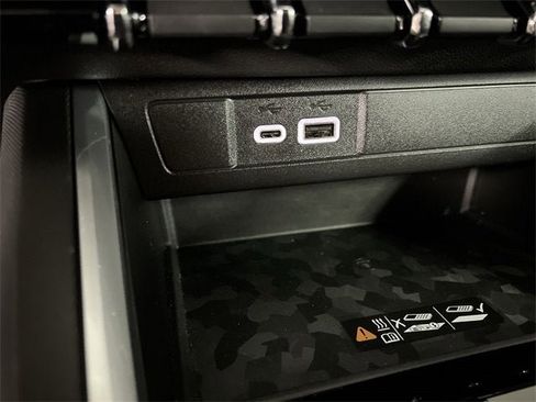 Certified 2024 Chevrolet Colorado LT w/ LT Convenience Package III image 35