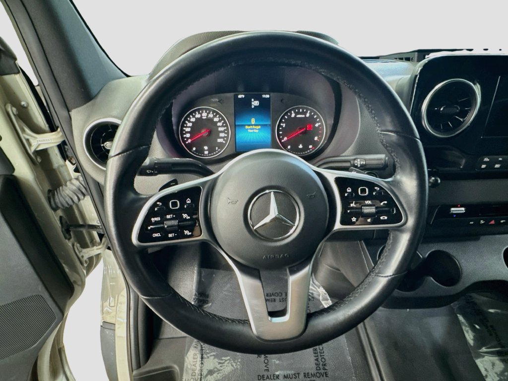 Used 2021 Mercedes-Benz Sprinter 2500 image 11