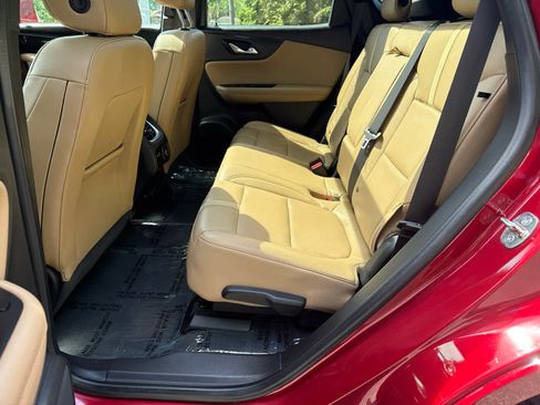 Used 2019 Chevrolet Blazer Premier w/ Sun and Wheels Package AWD/4WD image 13
