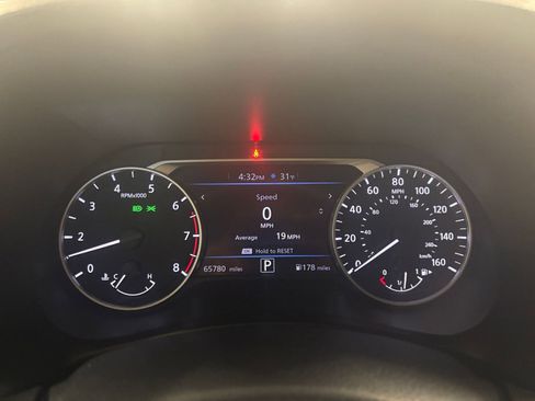 Used 2023 Nissan Sentra SV image 39