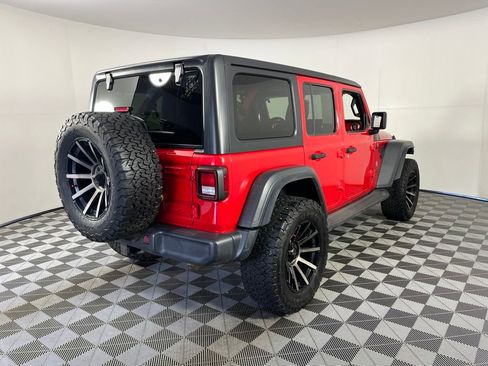 Used 2020 Jeep Wrangler Unlimited Rubicon AWD/4WD image 12