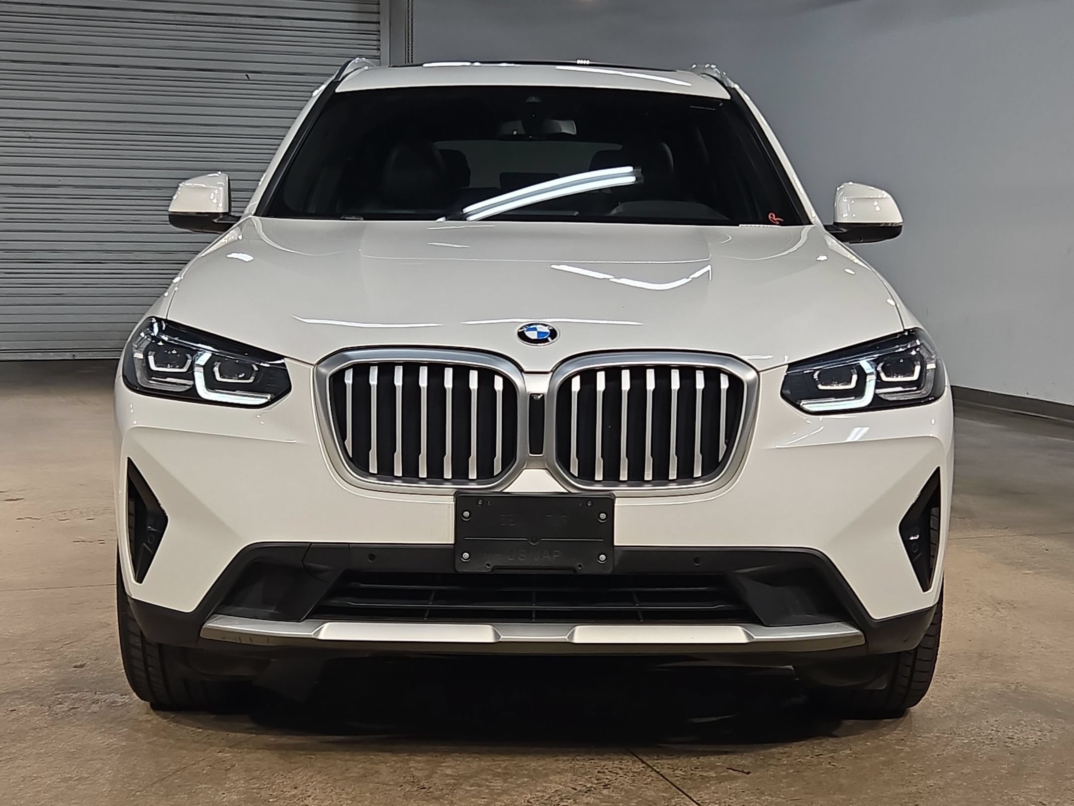 Used 2024 BMW X3 xDrive30i AWD/4WD image 2