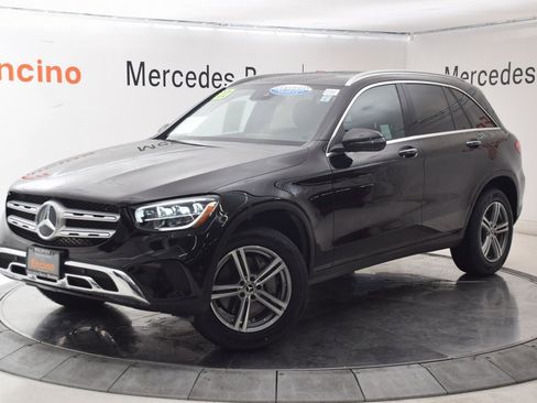 Certified 2022 Mercedes-Benz GLC 300 image 2