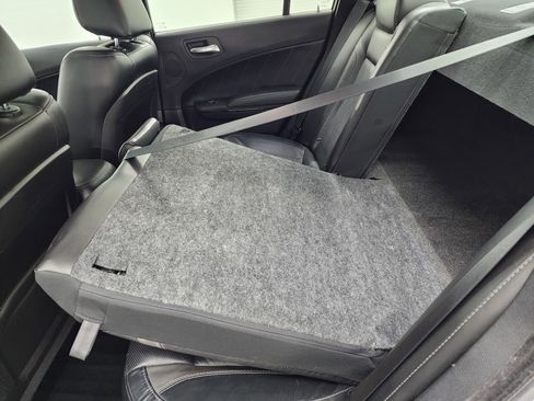 Used 2017 Dodge Charger SXT w/ AWD Plus Group image 34