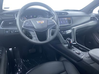 Certified 2022 Cadillac XT5 Premium Luxury w/ Technology Package