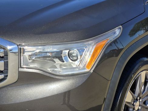 Used 2019 GMC Acadia SLT AWD/4WD image 8