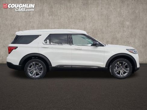 New 2026 Ford Explorer Active w/ Active Comfort Package image 11