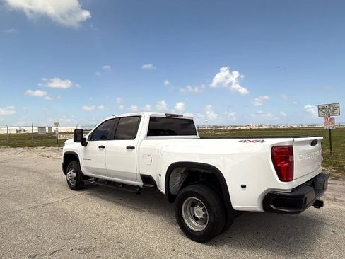Used 2024 Chevrolet Silverado 3500 W/T w/ WT Convenience Package AWD/4WD image 3