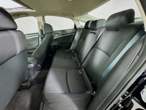 Used 2021 Honda Civic EX image 29
