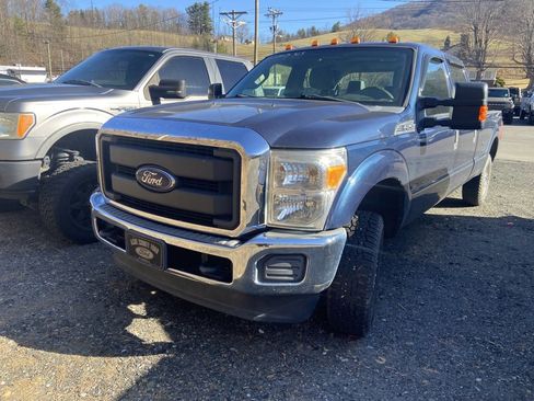 Used 2017 Ford F250 XL w/ Power Equipment Group image 7