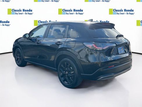 Certified 2023 Honda HR-V Sport image 5