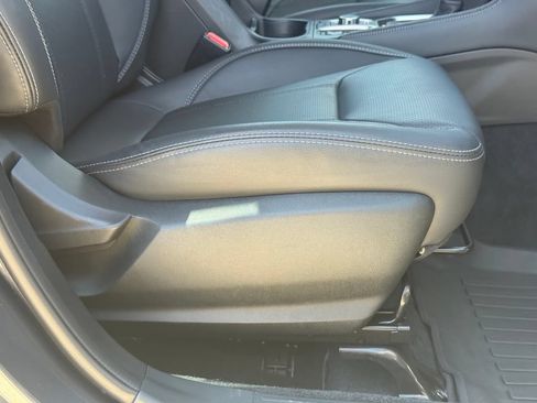 Used 2022 Subaru Forester Limited AWD/4WD image 27