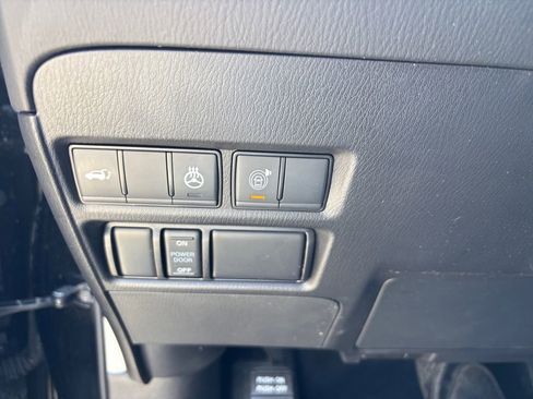 Used 2023 Nissan Armada Platinum w/ Captain's Chairs Package AWD/4WD image 19