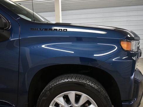 Used 2021 Chevrolet Silverado 1500 Custom w/ LPO, Dark Essentials Package AWD/4WD image 30