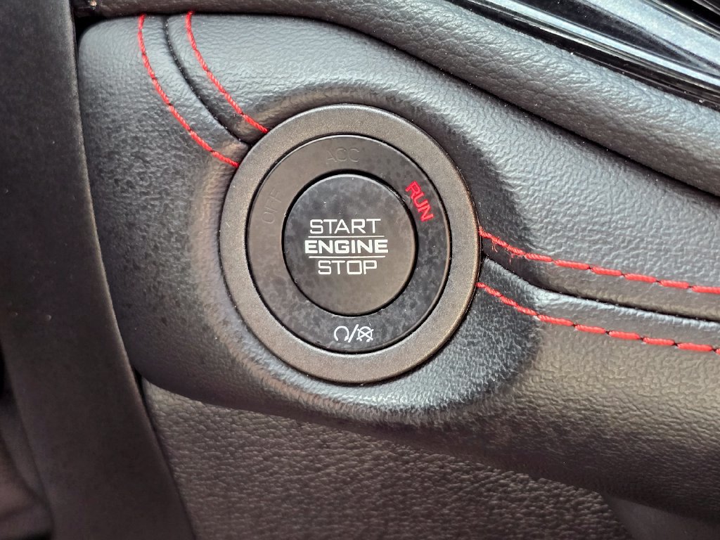 Used 2023 Dodge Durango R/T w/ Blacktop Package RWD image 17