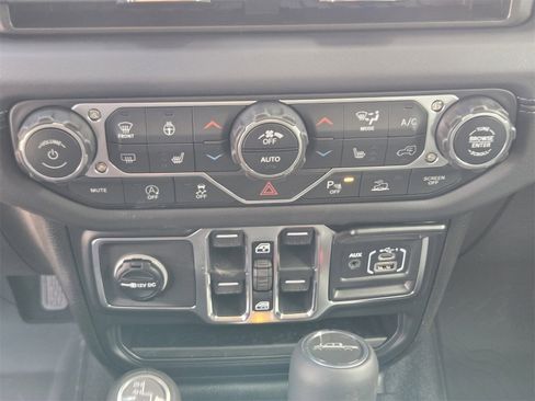 New 2026 Jeep Gladiator Sport image 20