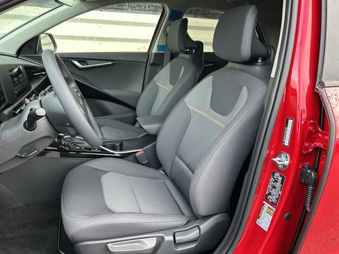 New 2026 Kia Niro LX FWD image 11