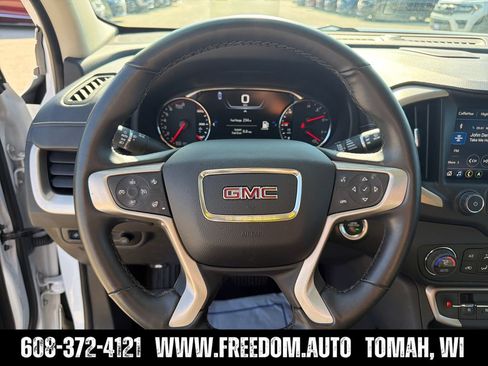 Used 2024 GMC Terrain Denali w/ Denali Premium Package AWD/4WD image 14