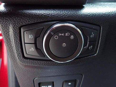 Used 2018 Ford F150 XLT w/ Equipment Group 302A Luxury AWD/4WD image 16