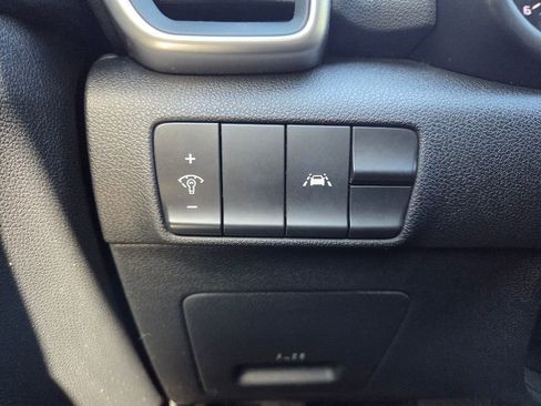 Used 2020 Kia Sportage LX image 25