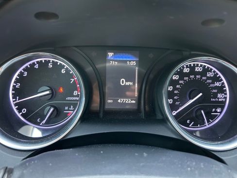 Used 2020 Toyota Camry SE image 23