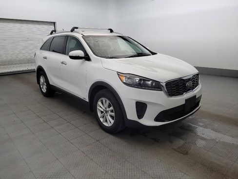 Used 2020 Kia Sorento LX w/ LX I4 Convenience Package image 13