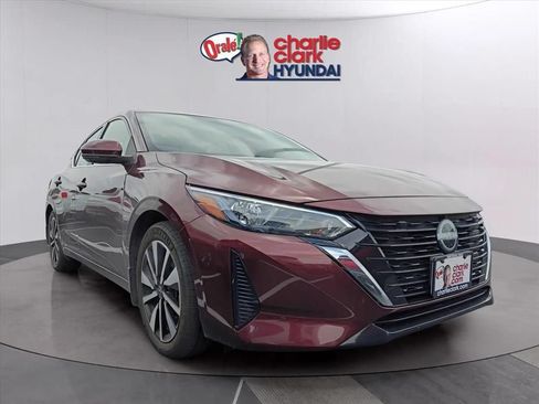 Used 2024 Nissan Sentra SV w/ SV Premium Package FWD image 5