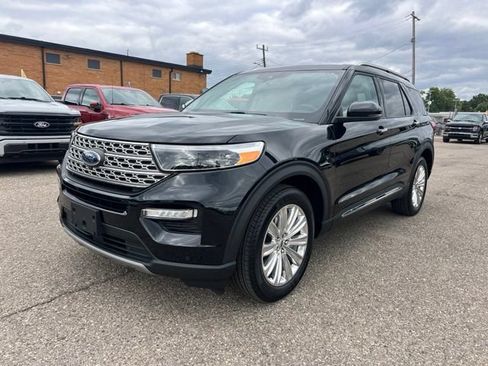 Certified 2024 Ford Explorer Limited w/ Equipment Group 301A AWD/4WD image 31