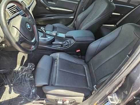 Used 2018 BMW 330i xDrive Sedan AWD/4WD image 17