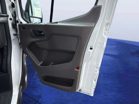 Used 2021 Ford Transit 350 Low Roof RWD image 17