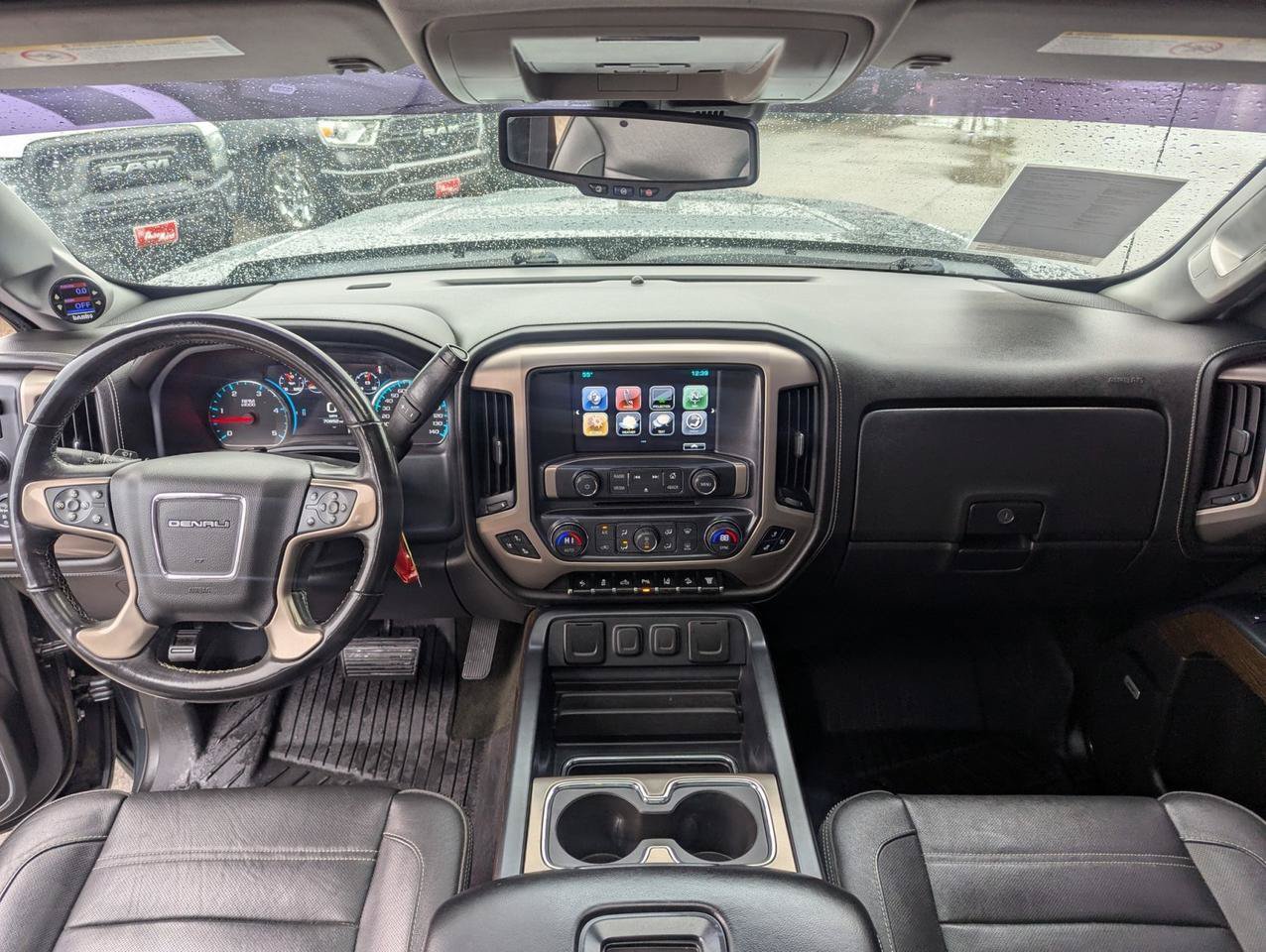 Used 2017 GMC Sierra 2500 Denali w/ Duramax Plus Package AWD/4WD image 21