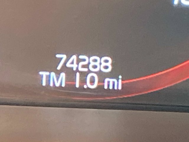 Used 2019 Volvo XC60 T5 R-Design FWD image 18