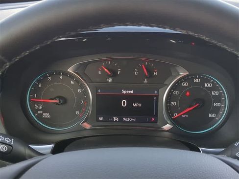 Used 2024 Chevrolet Traverse LT image 32