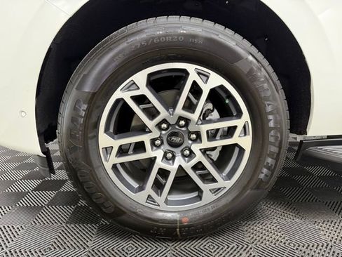 New 2025 Ford Expedition Max Active RWD image 33