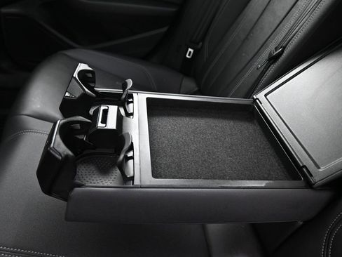 Used 2022 Audi A4 2.0T Premium image 34