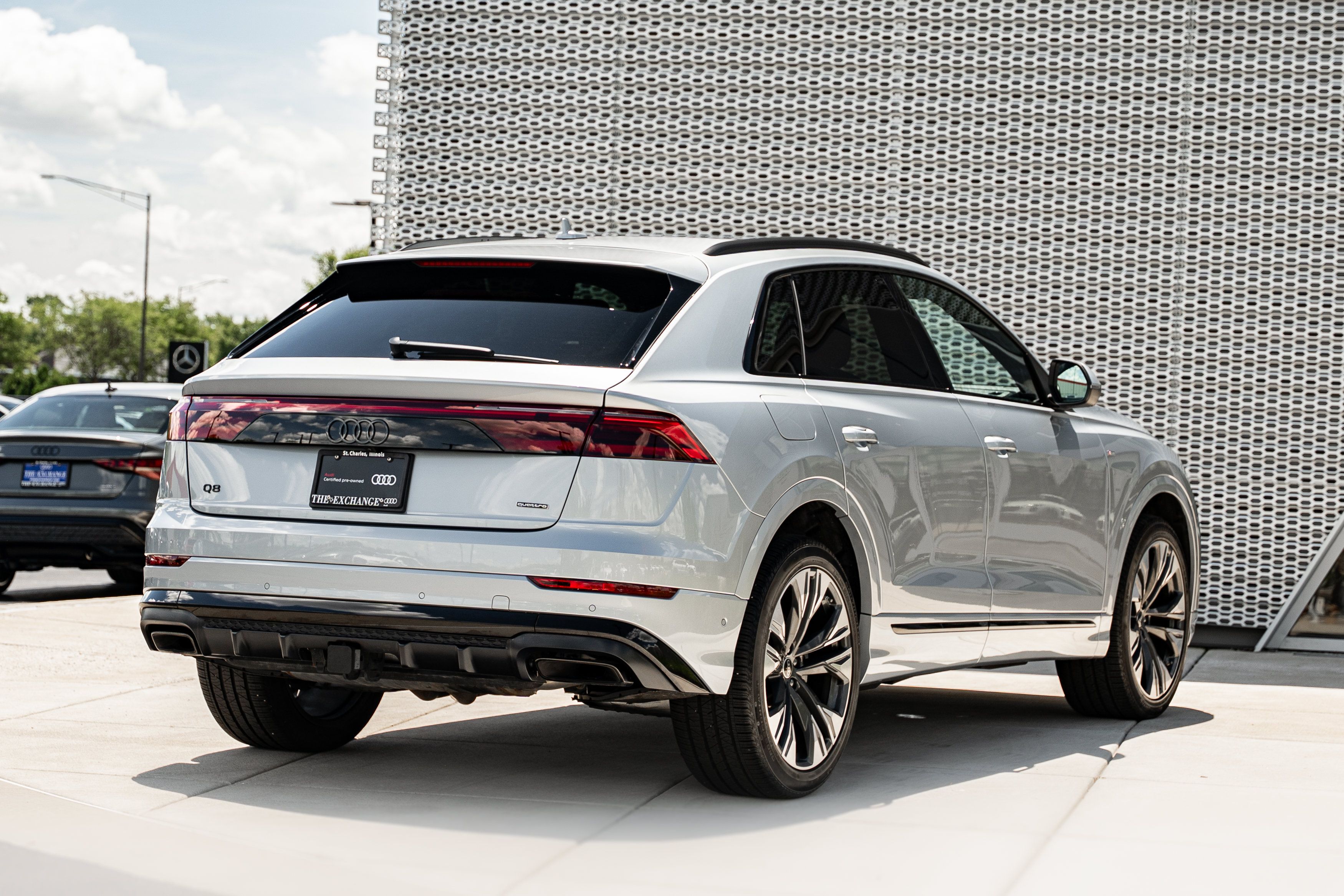 Certified 2025 Audi Q8 Premium Plus w/ Premium Plus Package AWD/4WD image 4