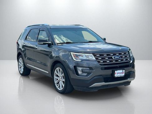 Used 2016 Ford Explorer Limited FWD image 3