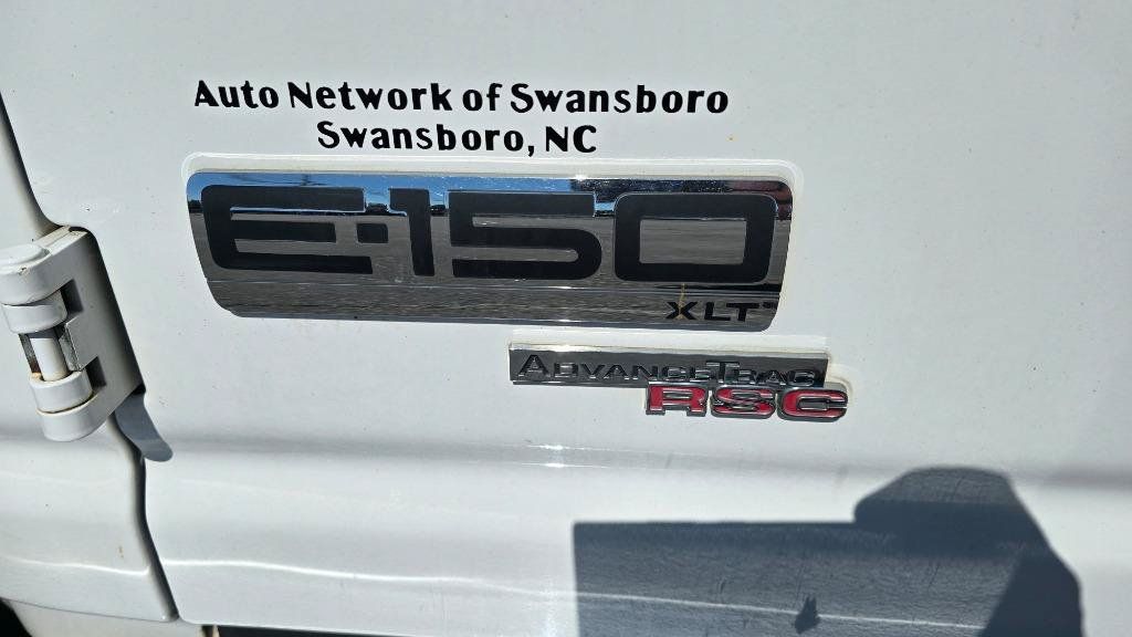 Used 2014 Ford E-150 and Econoline 150 Wagon RWD image 8