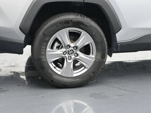 Used 2024 Toyota RAV4 XLE AWD/4WD image 10