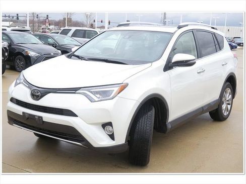 Certified 2016 Toyota RAV4 Limited image 3